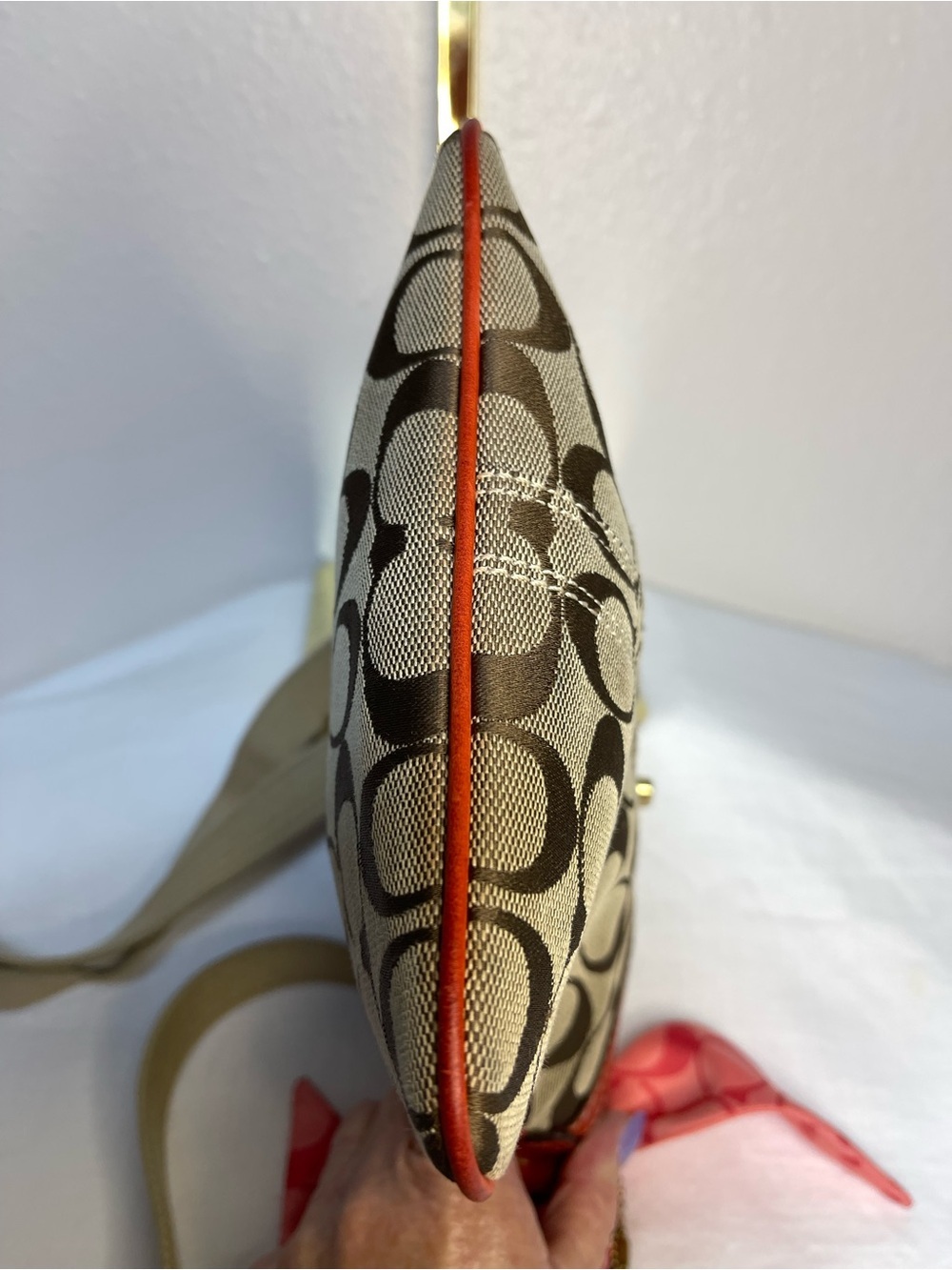 Coach Hamptons Signature Canvas Swingpack Crossbody with Original Twilly & Tag - Picture 9 of 16